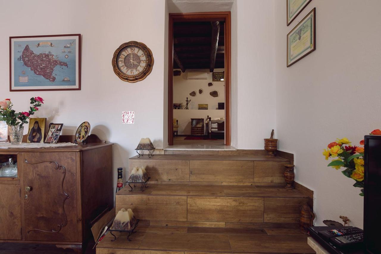 Villa Roxani Meskla 外观 照片