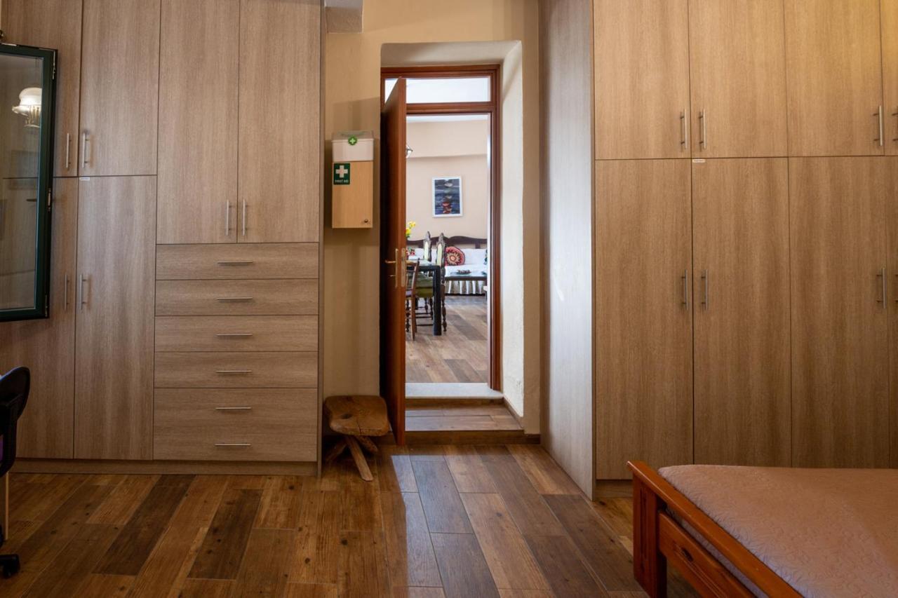Villa Roxani Meskla 外观 照片